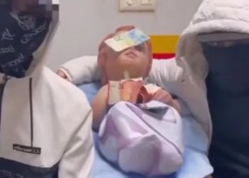 İspanya'da 'bebek İsa' heykelciğini çalan TikTokçular 2 bin euro fidye istedi