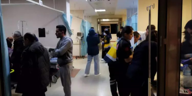 Isparta’da KYK yurdunda 110 öğrenci yemekten zehirlendi