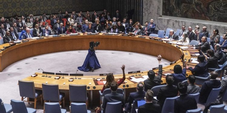 İsrail Gazze'yi vururken, BM'de ateşkes oylaması ikinci kez ertelendi