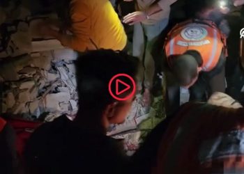 İsrail Refah’ı bombaladı: Aralarında çocuklarında olduğu onlarca ölü ve yaralı var