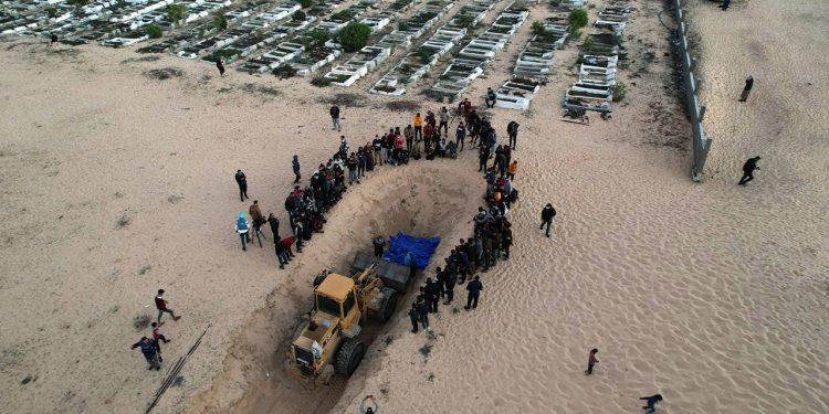 İsrail, alıkoyduğu 80 Filistinlinin cenazesini teslim etti