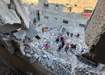 İsrail evlerin yüzde 70'ini yıktı: 'Gazze, 2. Dünya Savaşı'nda ağır bombardımana uğrayan Dresden'le birlikte tarihe geçecek'