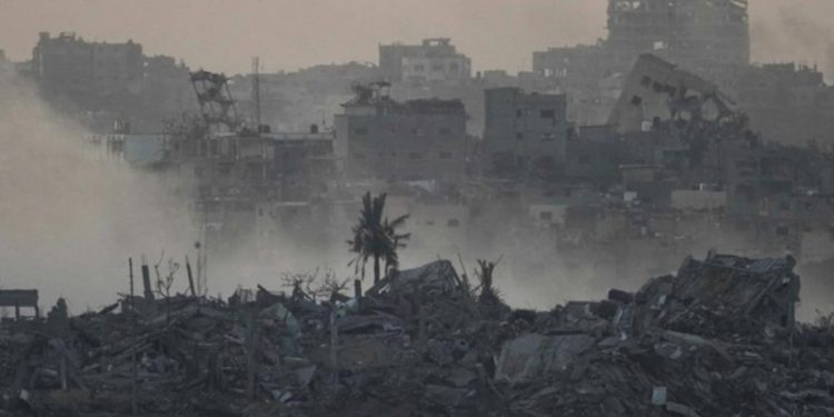 İsrail saldırıları sürüyor: 300 ölü ve yaralı enkaz altından çıkarıldı