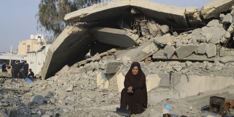 İsrail'in Gazze'ye saldırıları sürüyor: Gece boyunca en az 50 kişi hayatını kaybetti