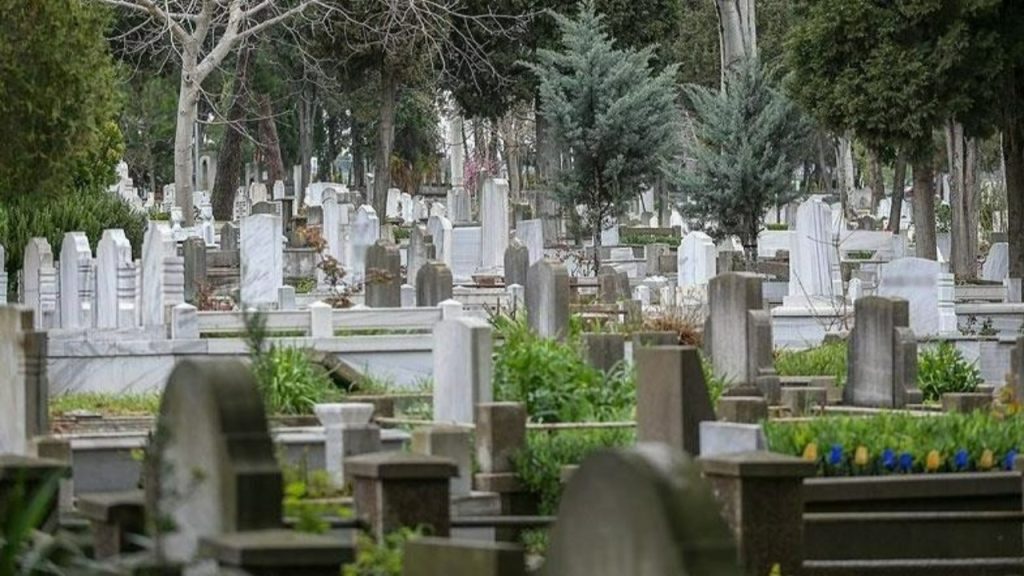 İstanbul'da mezar ücretlerine zam