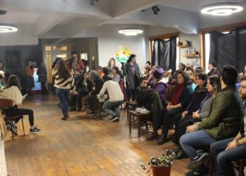 İstanbul’de Nagihan Akarsel’in Nisan kitabı için imza günü