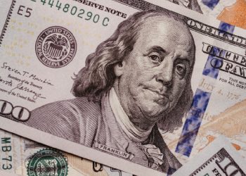 Kritik eşik aşıldı, dolar/TL'de rekor!