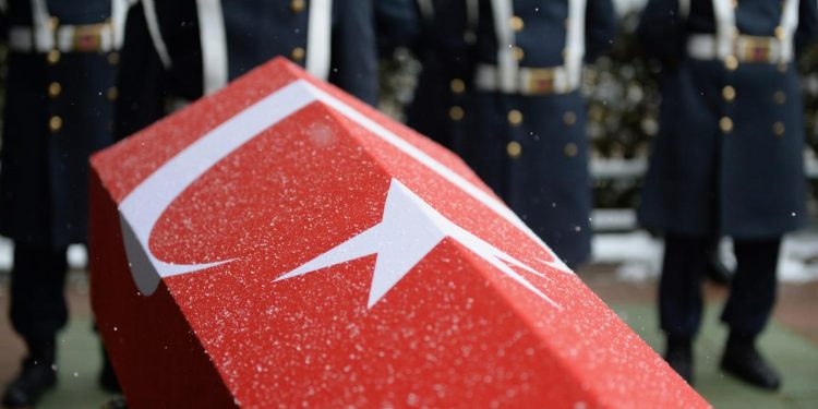 Kuzey Irak'ta 3 asker şehit oldu