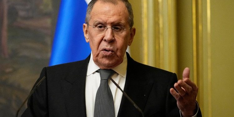 Lavrov'dan Alman liderlere 'Hırsız takımı' benzetmesi