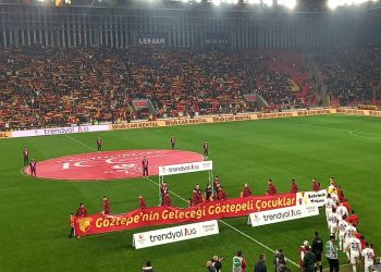 Lider Eyüpspor İzmir'de fena yıkıldı