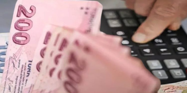 Meclis'te konuştu: 'Asgari ücret yoksulluk sınırının üzerinde olmalı'