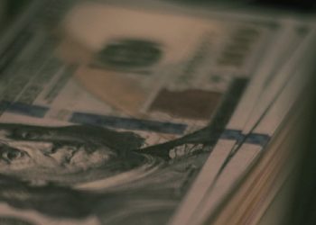 Merkez Bankası'nın faiz kararı öncesi dolar/TL'de rekor!