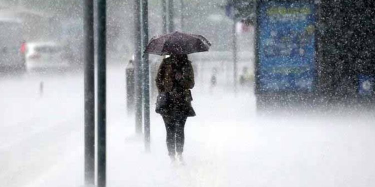 Meteoroloji’den İstanbul ve İzmir dahil 17 şehre fırtına uyarısı