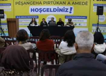 Mezopotamya Kitap Fuarı 2’nci gününde: ‘Bîrgeh’ tartışıldı