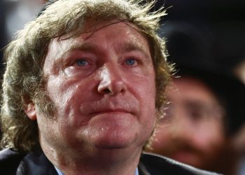 Milei 'şok terapi'ye başlıyor: Arjantin'de devalüasyon yapıldı, dolar yüzde 50 artacak