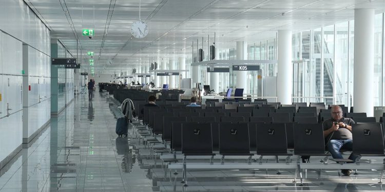 Münih Havalimanı öğlene kadar kapalı kalacak