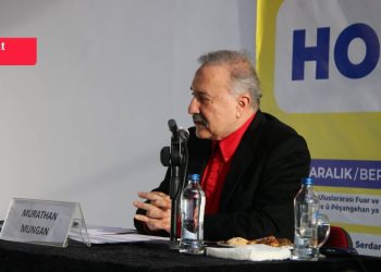 Murathan Mungan: 'Türkiye'nin en şahsiyetli siyasetçilerinden Gültan Kışanak'ı selamlıyorum'