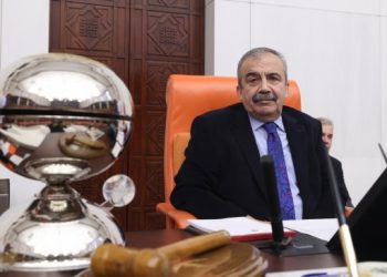 Önder’den İYİ Partililere ayet ile yanıt: Dilleriniz de Allah’ın ayetidir!