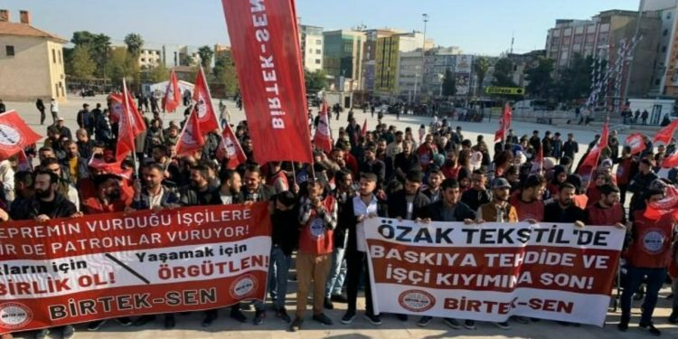 Özak Tekstil işçileri eylemlerini sürdürüyor