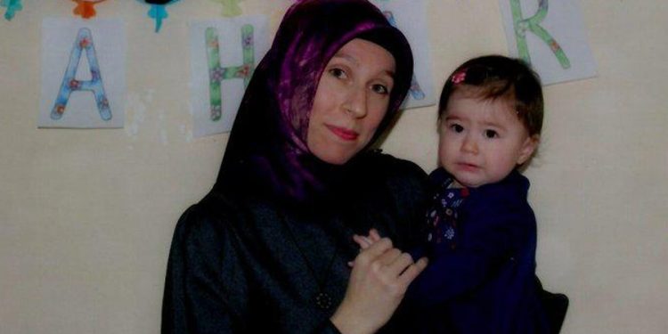 Özge Elif Hendekçi ve 3 aylık bebeğine cezaevinde yaşatılan işkence ve hukuksuzluklar tüyler ürpertti