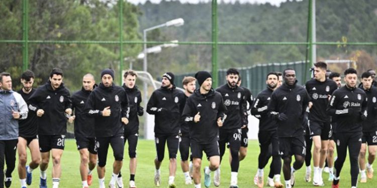 Performansları tartışma yarattı; işte Beşiktaş'ta kadro dışı kalan isimlerin sezon karnesi!