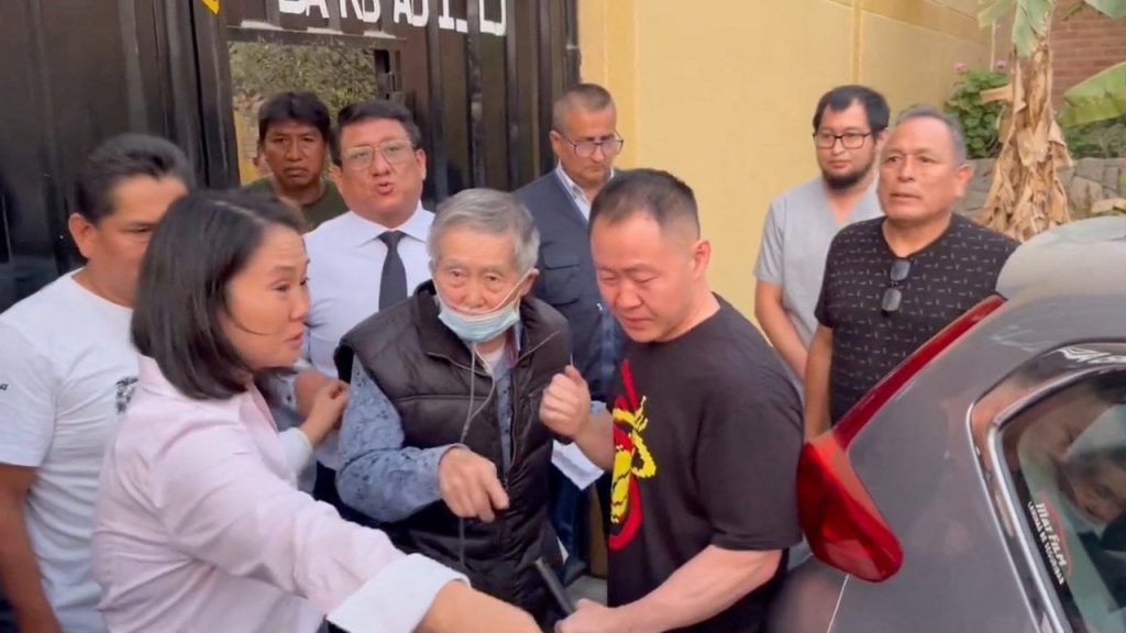 Peru'nun eski diktatörü Alberto Fujimori 16 yıl sonra cezaevinden çıktı