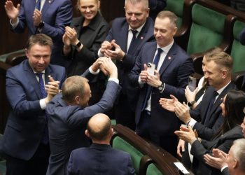 Polonya'da muhafazakar partisinin sekiz yıllık iktidarı sona erdi