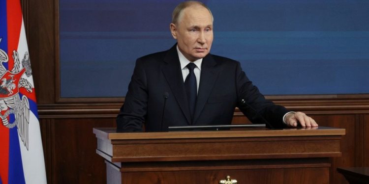 Putin: Rusya, ABD ve AB ile Ukrayna'nın geleceği hakkında müzakereye hazır