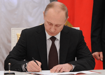 Putin'den "dost olmayan ülkeler" ile vergi anlaşmalarını kısmen iptal eden yasaya onay