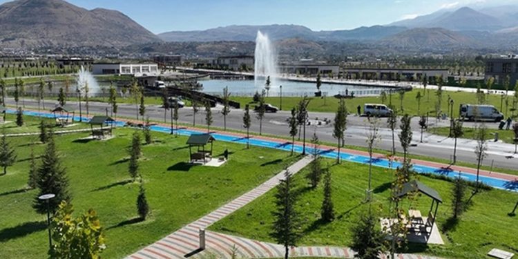 RTE Millet Bahçesi için 54 adet direğe 1,5 milyon lira harcanacak