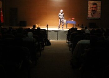 Riha Barosu, ÖHD ve İHD’den Kürtçe tiyatro etkinliği