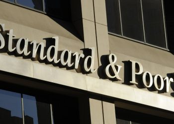 S&P, Türkiye'nin kredi notu görünümünü yükseltti