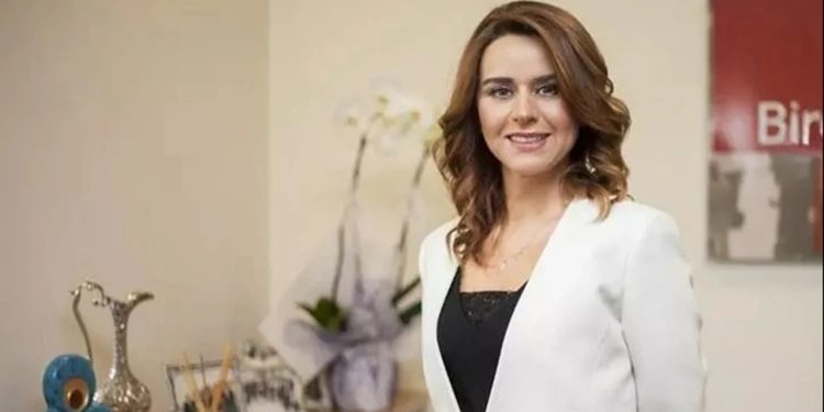 Seçil Erzan’ın ‘Diba’ ile yazışmaları ortaya çıktı: 'Üstlerime bilgi vermem..."