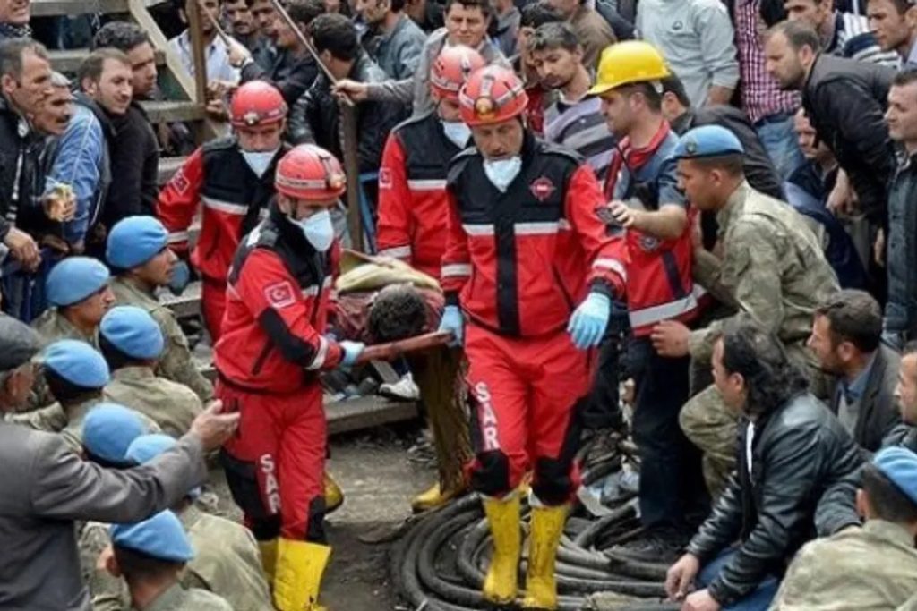 Soma maden faciasında 9 yıl sonra 28 kamu görevlisi hakkında dava açıldı