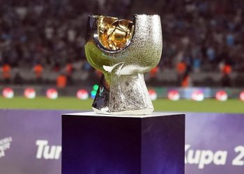 Süper Kupa’da kriz büyüyor; Suudi Arabistan, kendi marşının da okunmasını istiyor!