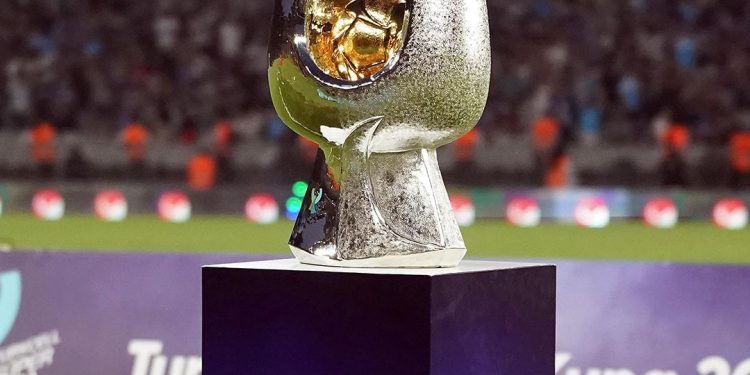 Süper Kupa’da kriz büyüyor; Suudi Arabistan, kendi marşının da okunmasını istiyor!