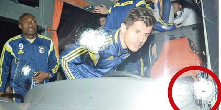 Takım otobüsü kurşunlanmıştı; Fenerbahçe'nin bakanlığa yaptığı başvurunun detayları ortaya çıktı!