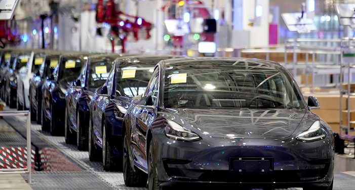 Tesla, 2 milyondan fazla aracını geri çağırıyor