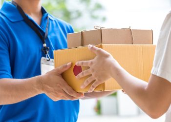 Ticaret Bakanlığı o haberi yalanladı: Kargo iade masraflarını tüketici ödemeyecek