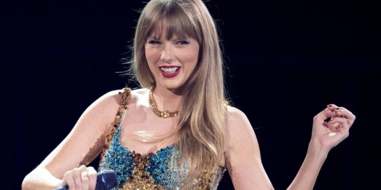 Time dergisi Taylor Swift'i 'Yılın Kişisi' seçti