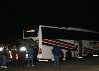 Tokat’ta yolcu otobüsüne tüfekle ateş açıldı