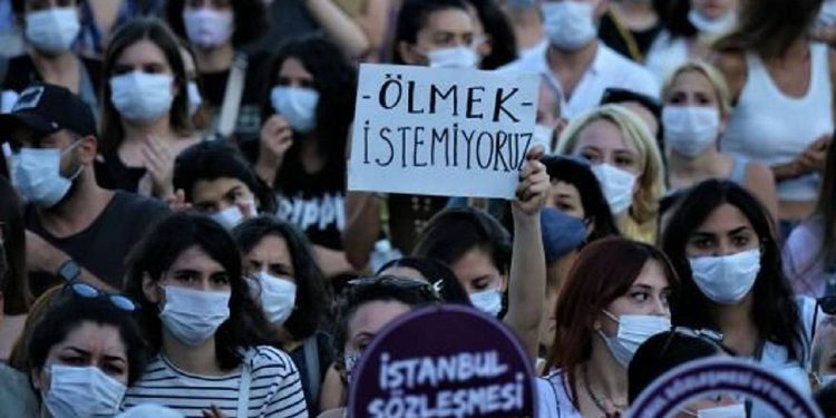 Türkiye Kadın Dernekleri Federasyonu: Kasım ayında 49 kadın erkekler tarafından katledildi