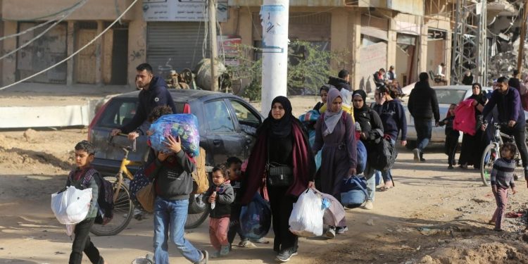Üç kez ertelemeden sonra BM Güvenlik Konseyi’ndeki Gazze tasarısı onaylandı