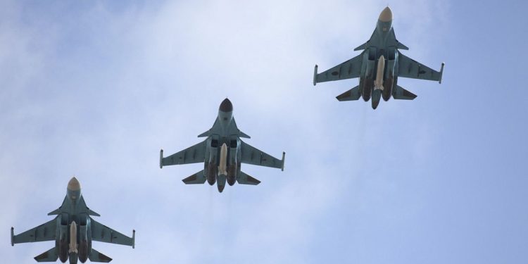 Ukrayna: Bir günde üç Rus Su-34 avcı-bombardıman uçağını düşürdük