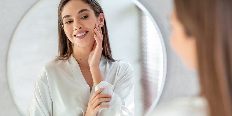 Yaşlanma karşıtı uygulamalar, estetik işlemlerde öne çıkıyor