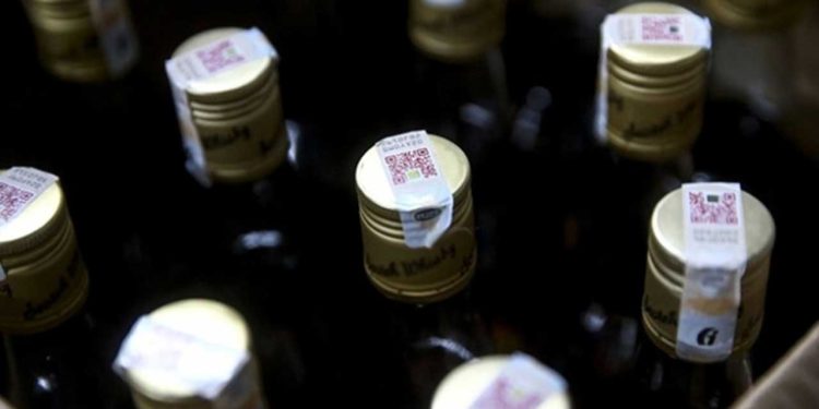 Yılbaşı öncesi sahte içki operasyonu: Tonlarca sahte alkol ele geçirildi