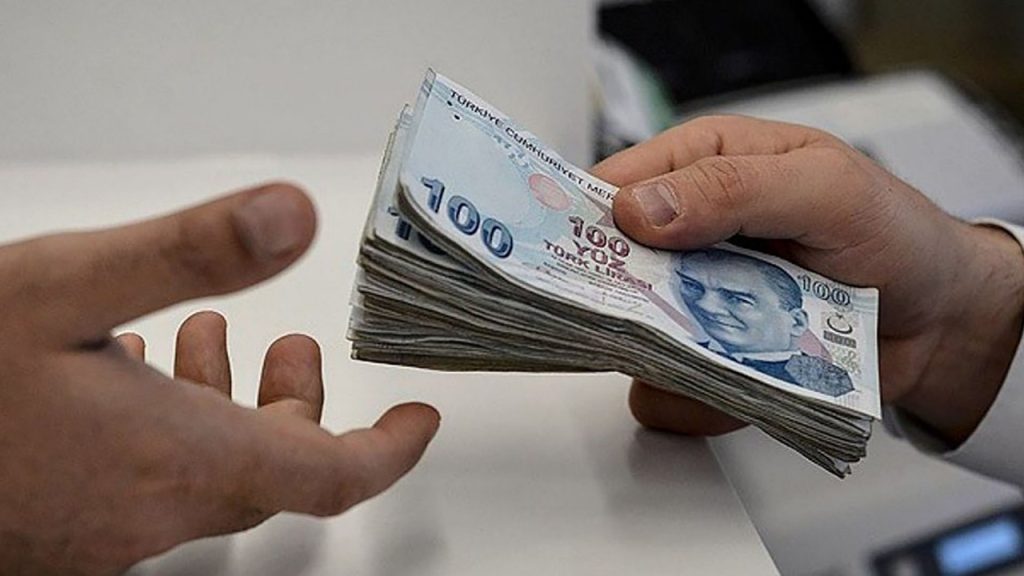 'Yoksulluk artacak' dedi Meclis'ten seslendi: 'Asgari ücret 22 bin lira olmalı'