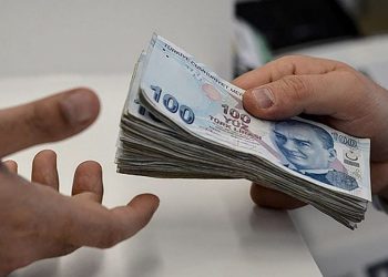 'Yoksulluk artacak' dedi Meclis'ten seslendi: 'Asgari ücret 22 bin lira olmalı'