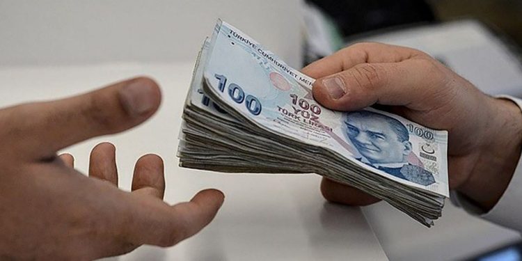 'Yoksulluk artacak' dedi Meclis'ten seslendi: 'Asgari ücret 22 bin lira olmalı'