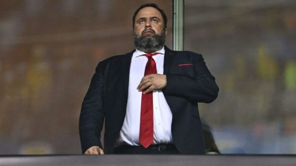 Yunanistan'da Futbol Federasyonu Başkanı Marinakis istifa etti